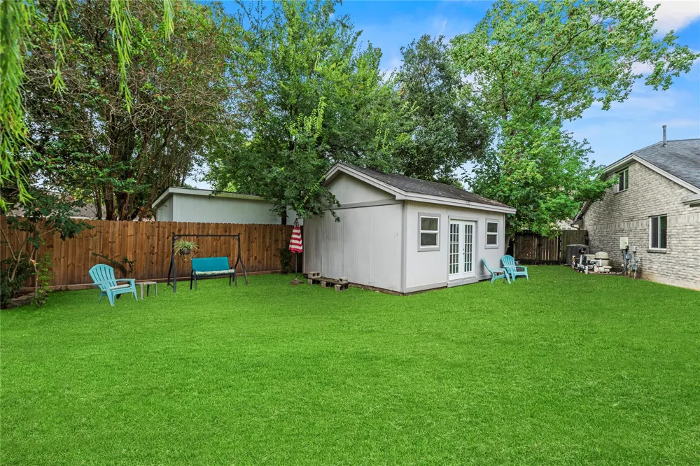 2418 Pebbledowne Circle Sugar Land, TX 77478