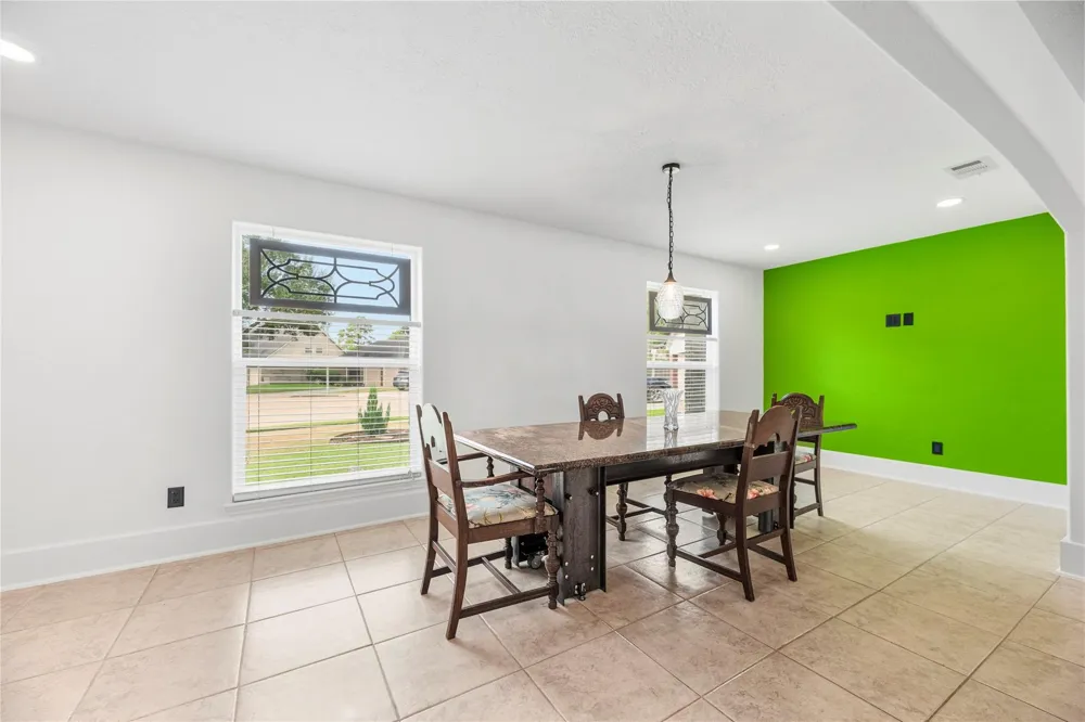 2418 Pebbledowne Circle Sugar Land, TX 77478