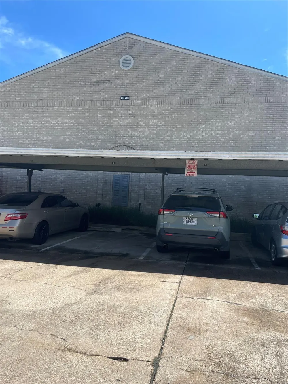 8787 Brae Acres Road #401 Houston, TX 77074