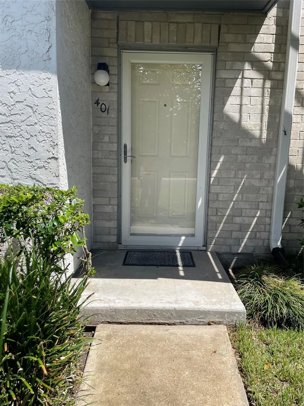 8787 Brae Acres Road #401 Houston, TX 77074