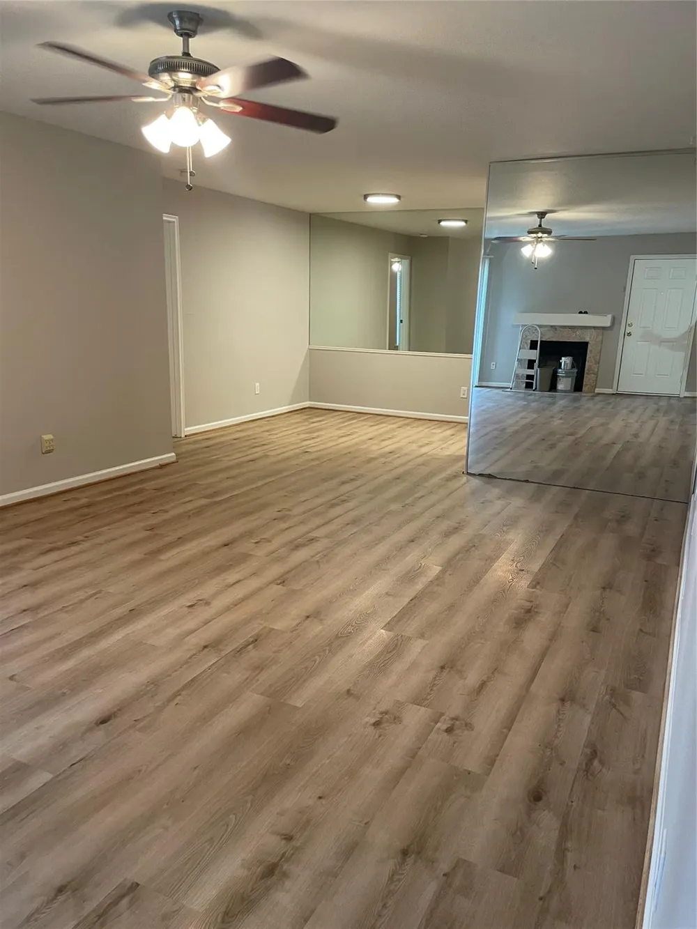 8787 Brae Acres Road #401 Houston, TX 77074