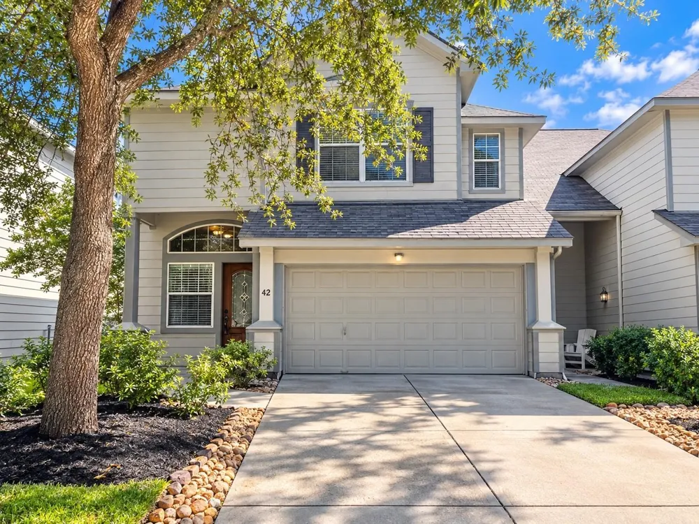 42 E Burberry Circle The Woodlands, TX 77384