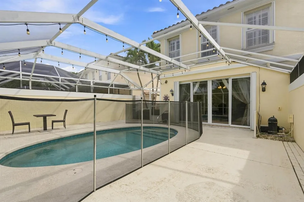 337 Salinas Drive Palm Beach Gardens, FL 33410