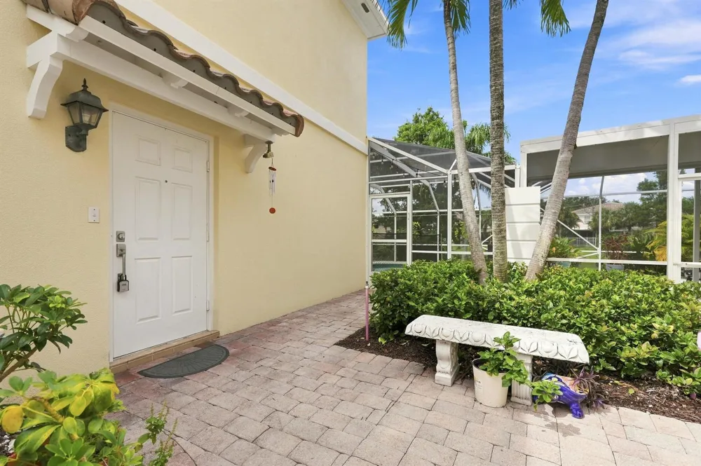 337 Salinas Drive Palm Beach Gardens, FL 33410