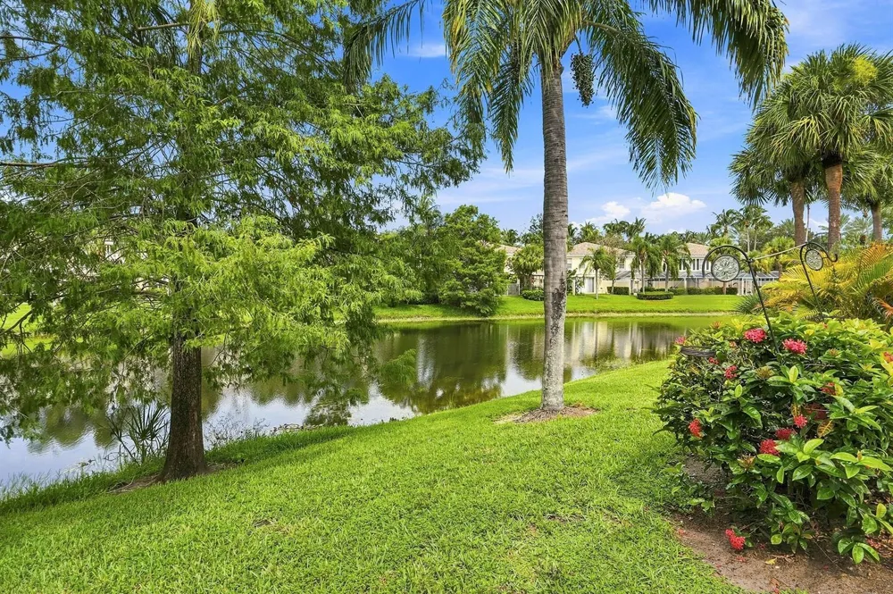 337 Salinas Drive Palm Beach Gardens, FL 33410