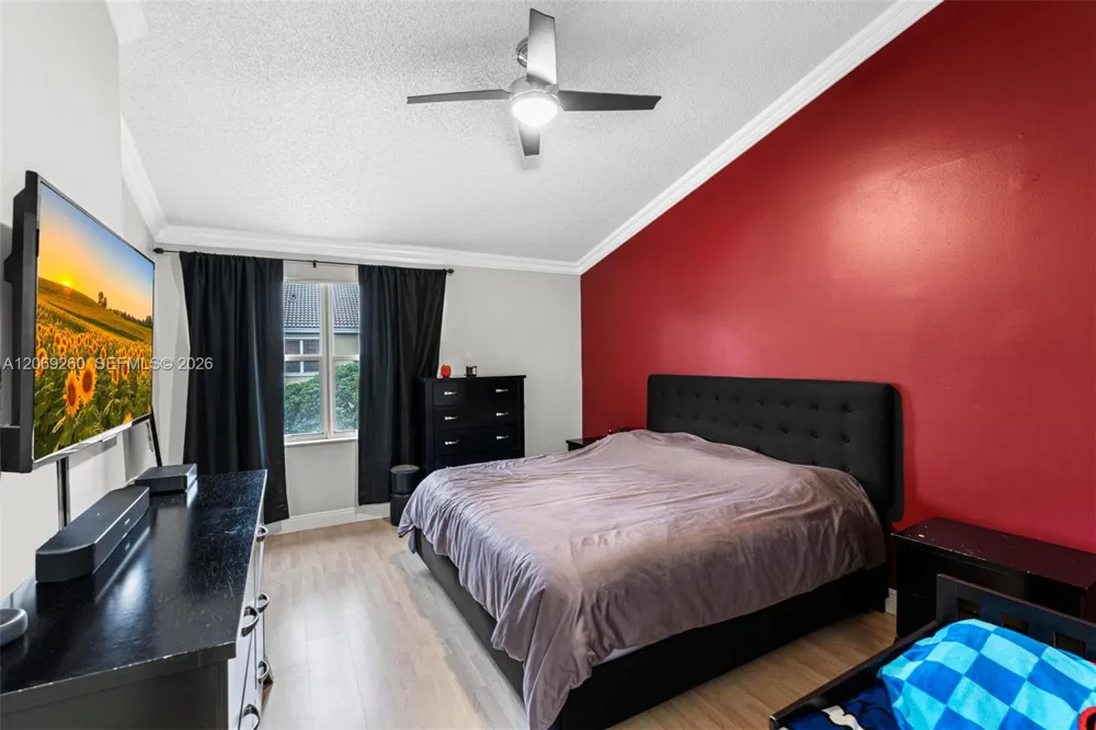 12110 SW 2nd St Pembroke Pines, FL 33025