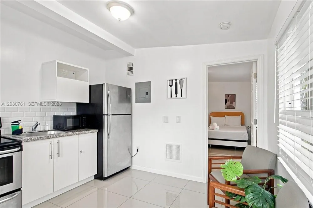 268 NW 34th St Miami, FL 33127