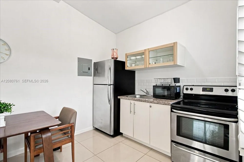268 NW 34th St Miami, FL 33127