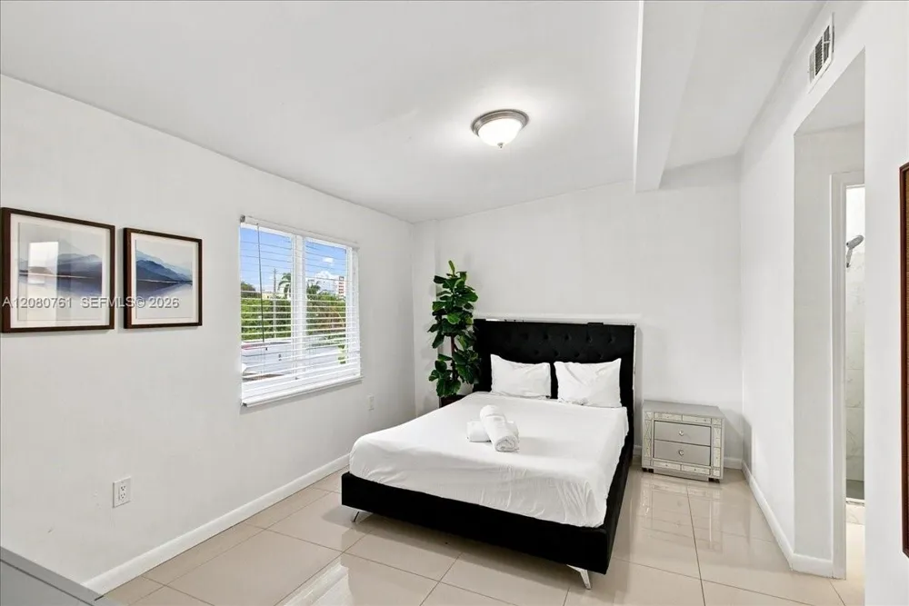 268 NW 34th St Miami, FL 33127