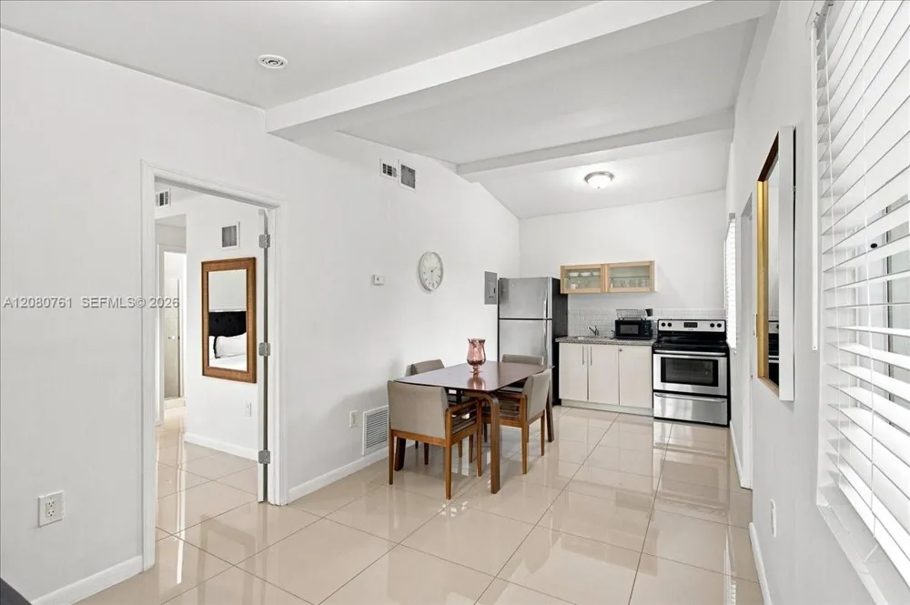 268 NW 34th St Miami, FL 33127