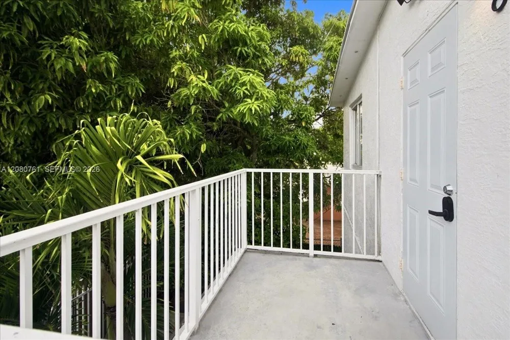 268 NW 34th St Miami, FL 33127
