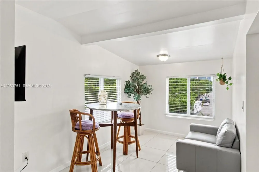268 NW 34th St Miami, FL 33127