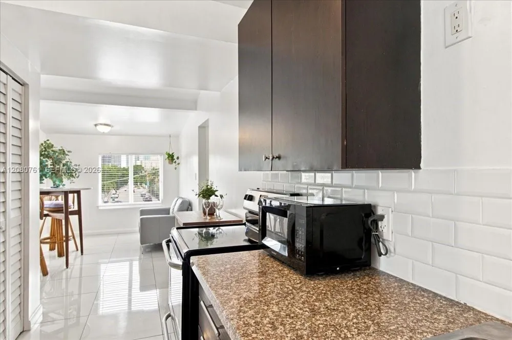 268 NW 34th St Miami, FL 33127