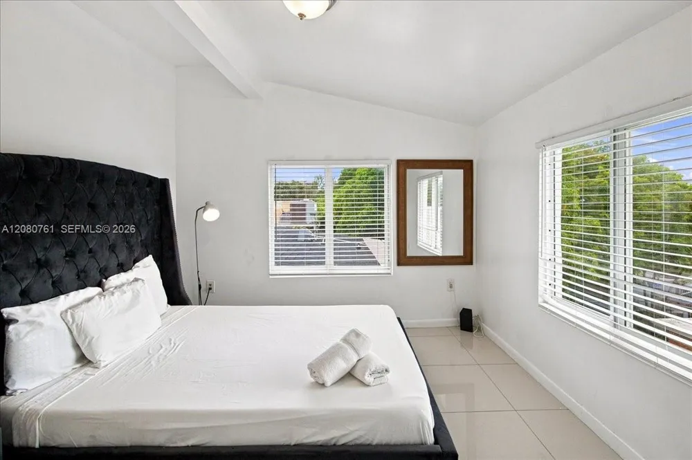 268 NW 34th St Miami, FL 33127