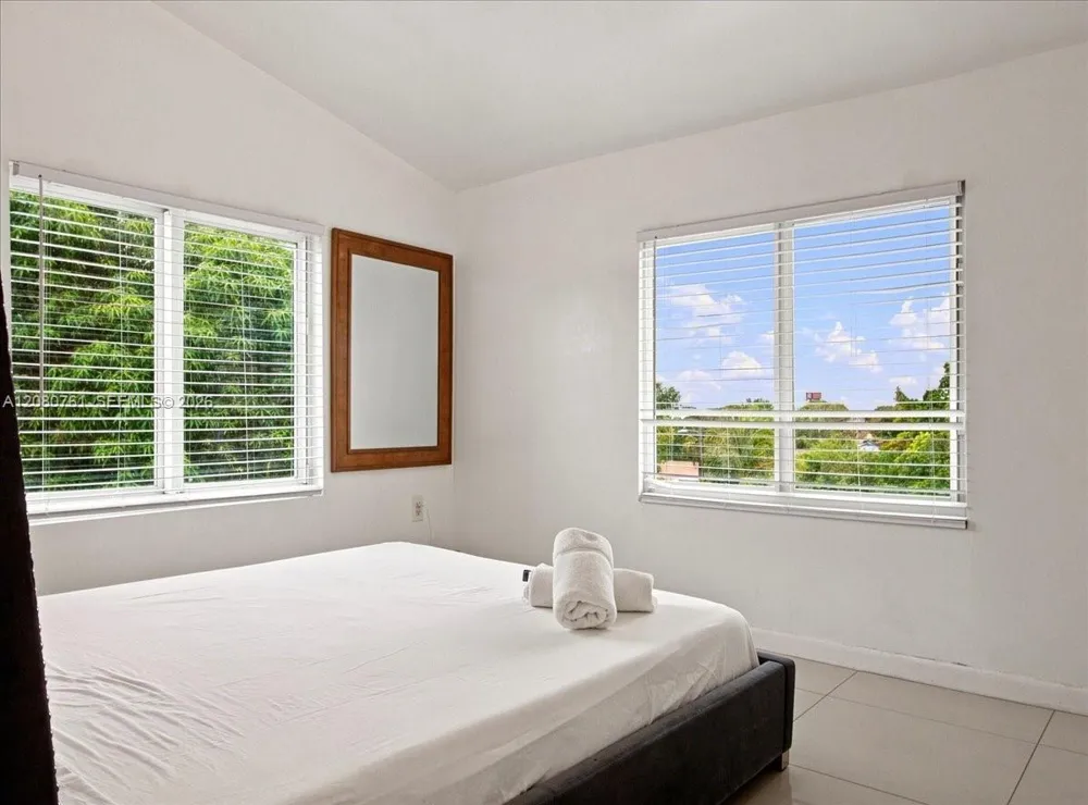 268 NW 34th St Miami, FL 33127