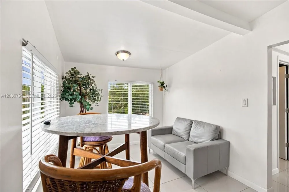 268 NW 34th St Miami, FL 33127