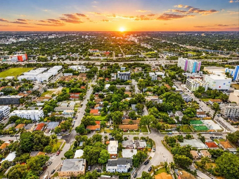 268 NW 34th St Miami, FL 33127