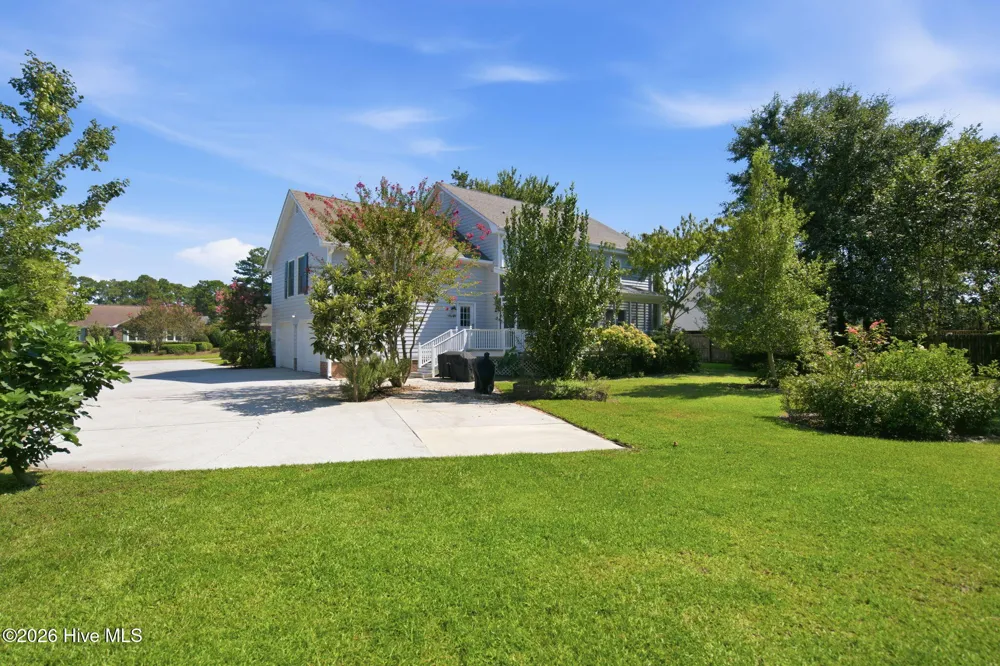 3228 Red Berry Drive Wilmington, NC 28409