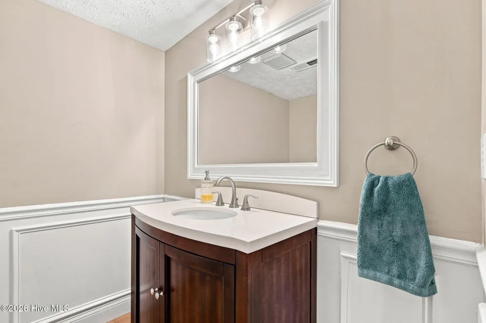 3228 Red Berry Drive Wilmington, NC 28409