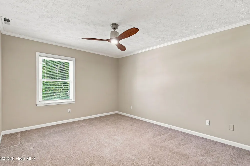 3228 Red Berry Drive Wilmington, NC 28409