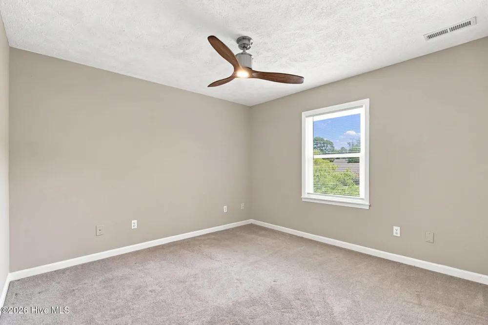 3228 Red Berry Drive Wilmington, NC 28409