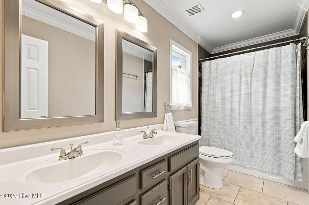 3228 Red Berry Drive Wilmington, NC 28409