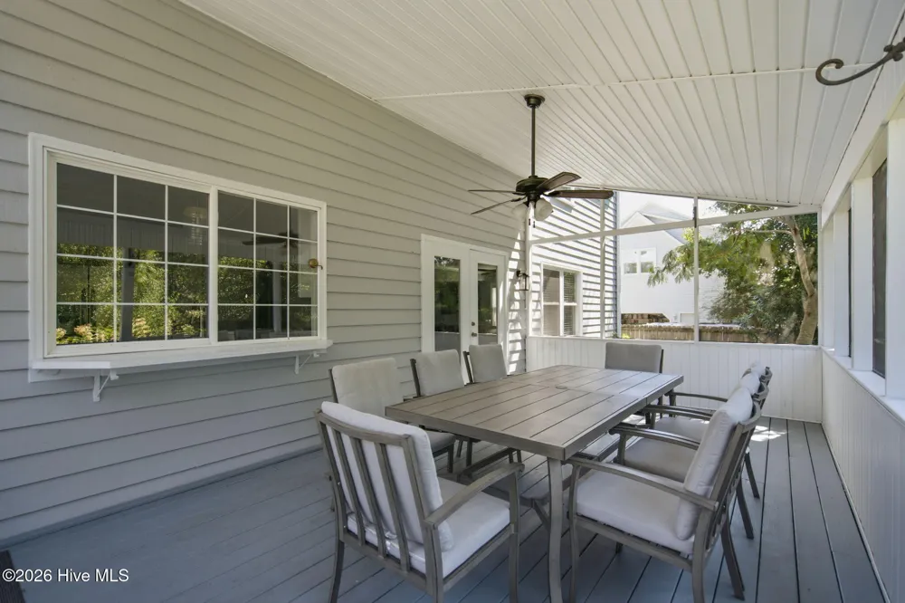 3228 Red Berry Drive Wilmington, NC 28409