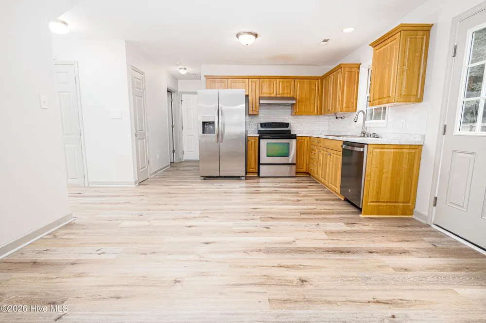 614 Walnut Drive Jacksonville, NC 28540