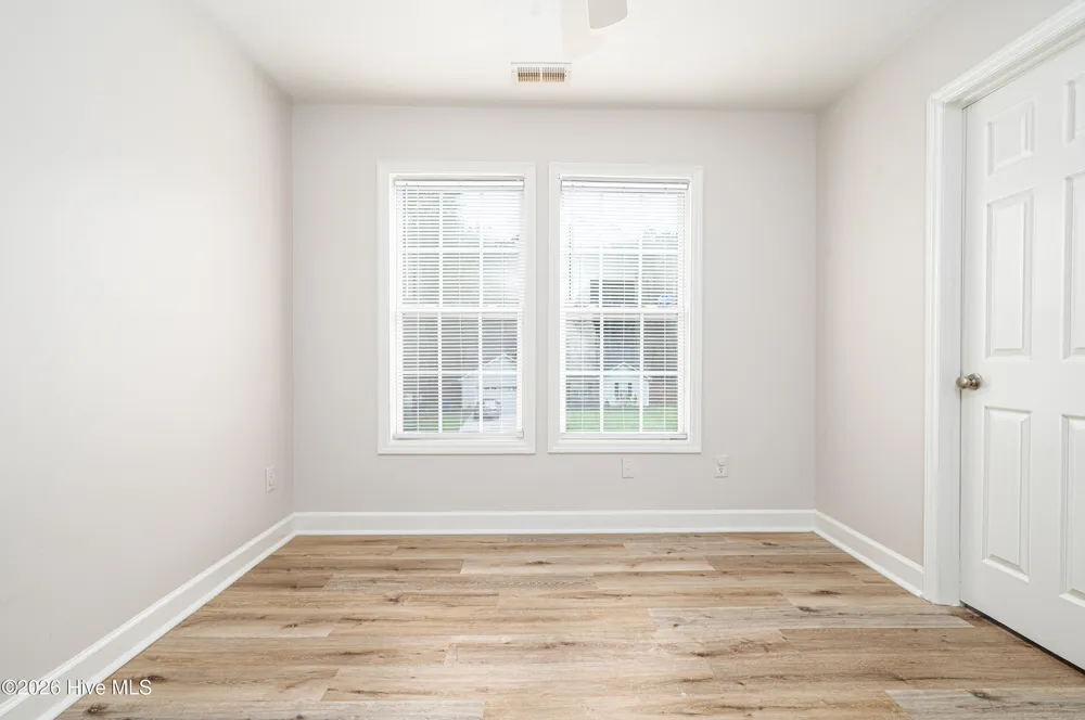 614 Walnut Drive Jacksonville, NC 28540