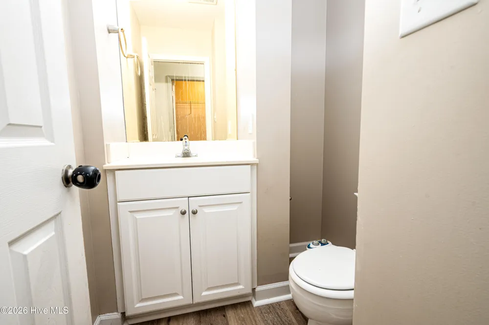 614 Walnut Drive Jacksonville, NC 28540