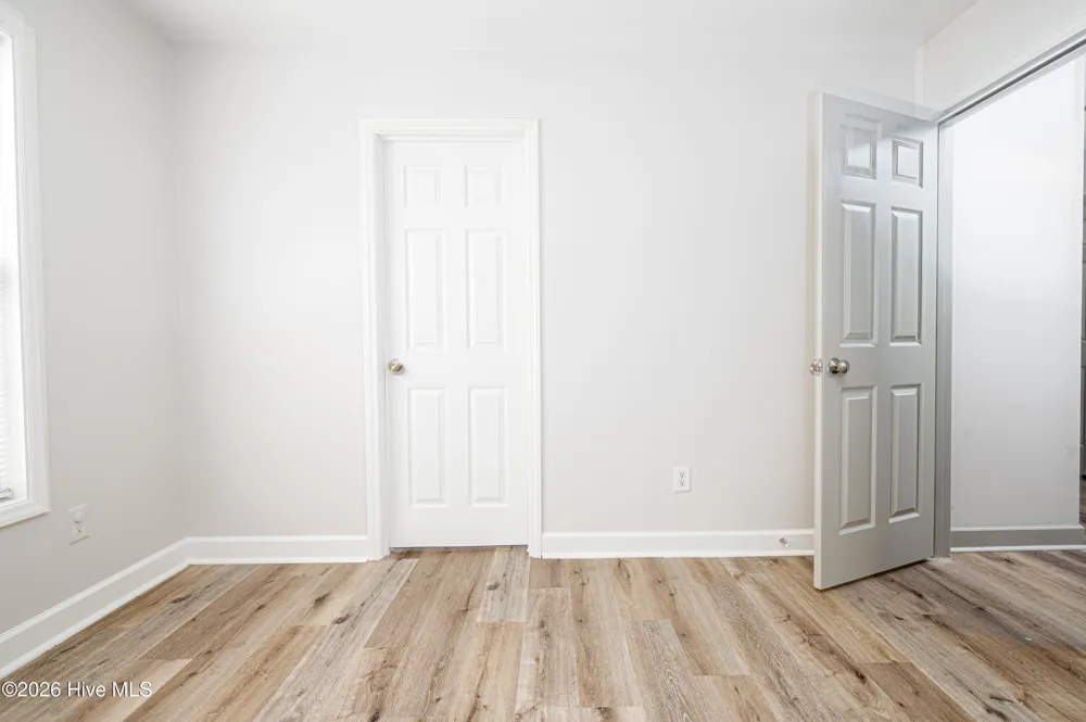 614 Walnut Drive Jacksonville, NC 28540
