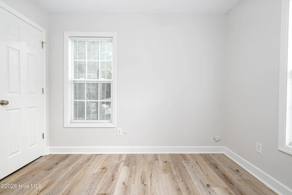 614 Walnut Drive Jacksonville, NC 28540