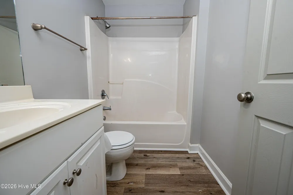 614 Walnut Drive Jacksonville, NC 28540