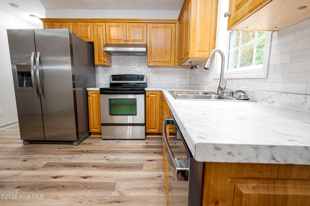 614 Walnut Drive Jacksonville, NC 28540