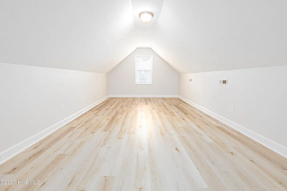 614 Walnut Drive Jacksonville, NC 28540