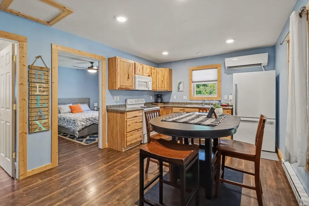 4827 Pine Avenue Mears, MI 49436
