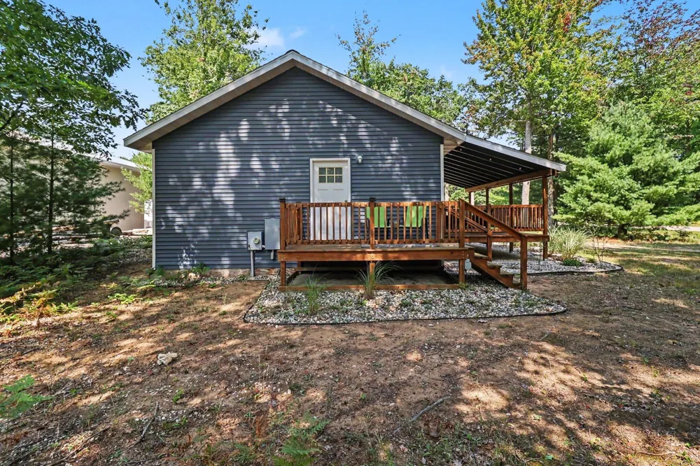 4827 Pine Avenue Mears, MI 49436