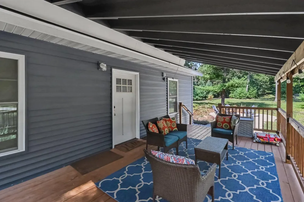 4827 Pine Avenue Mears, MI 49436