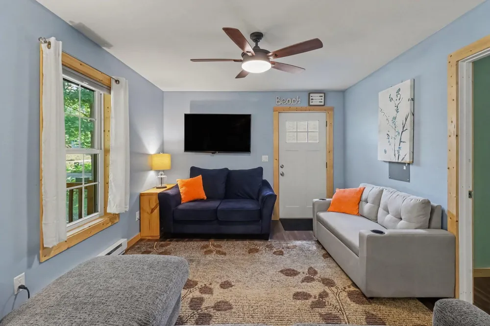 4827 Pine Avenue Mears, MI 49436