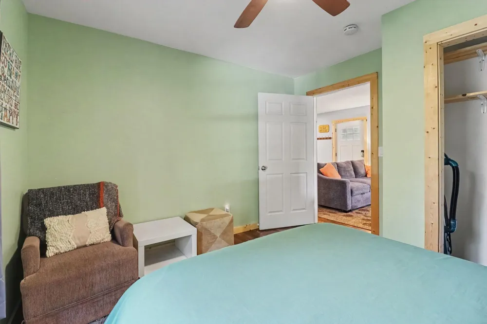 4827 Pine Avenue Mears, MI 49436