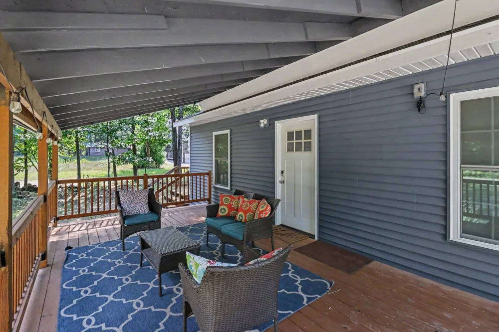 4827 Pine Avenue Mears, MI 49436