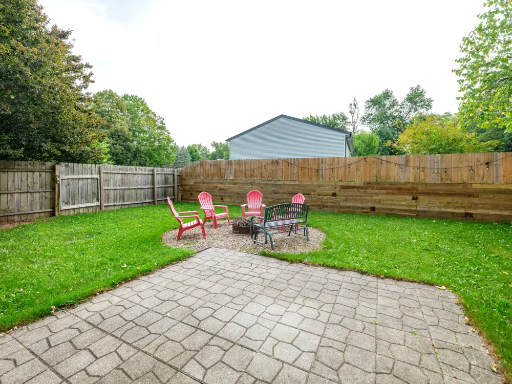 4823 Briarhill Drive Portage, MI 49024
