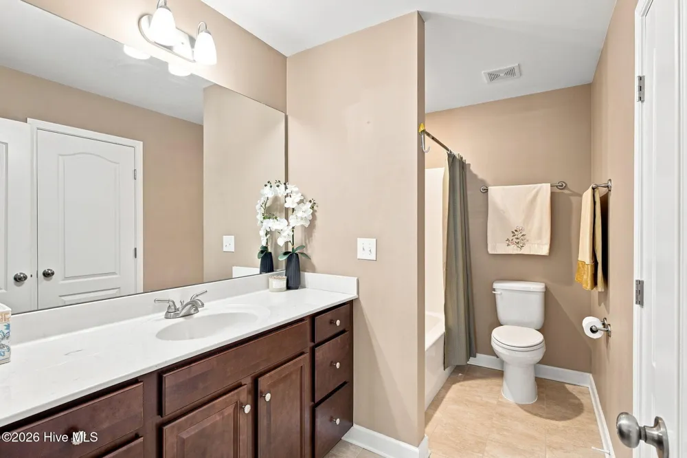 1074 Bridgeport Way Leland, NC 28451