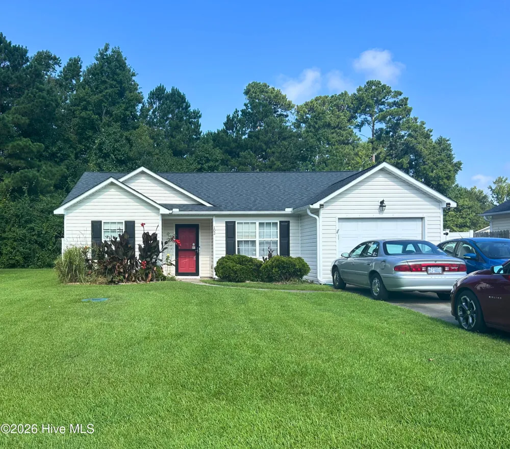 102 Mocha Court New Bern, NC 28560