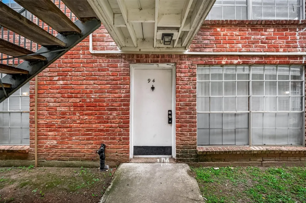 9201 Clarewood Drive #94 Houston, TX 77036