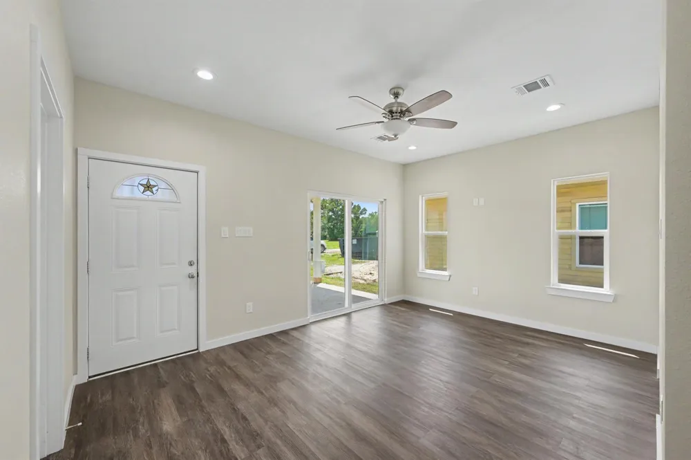 50 Westlake West Trinity, TX 75862