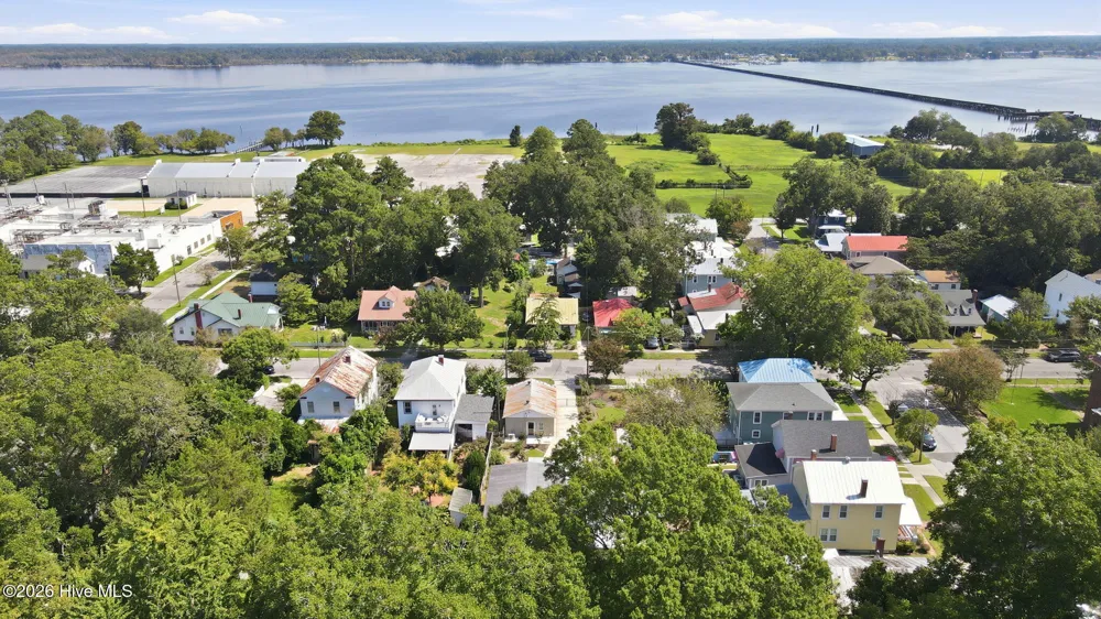 1307 North Pasteur Street New Bern, NC 28560