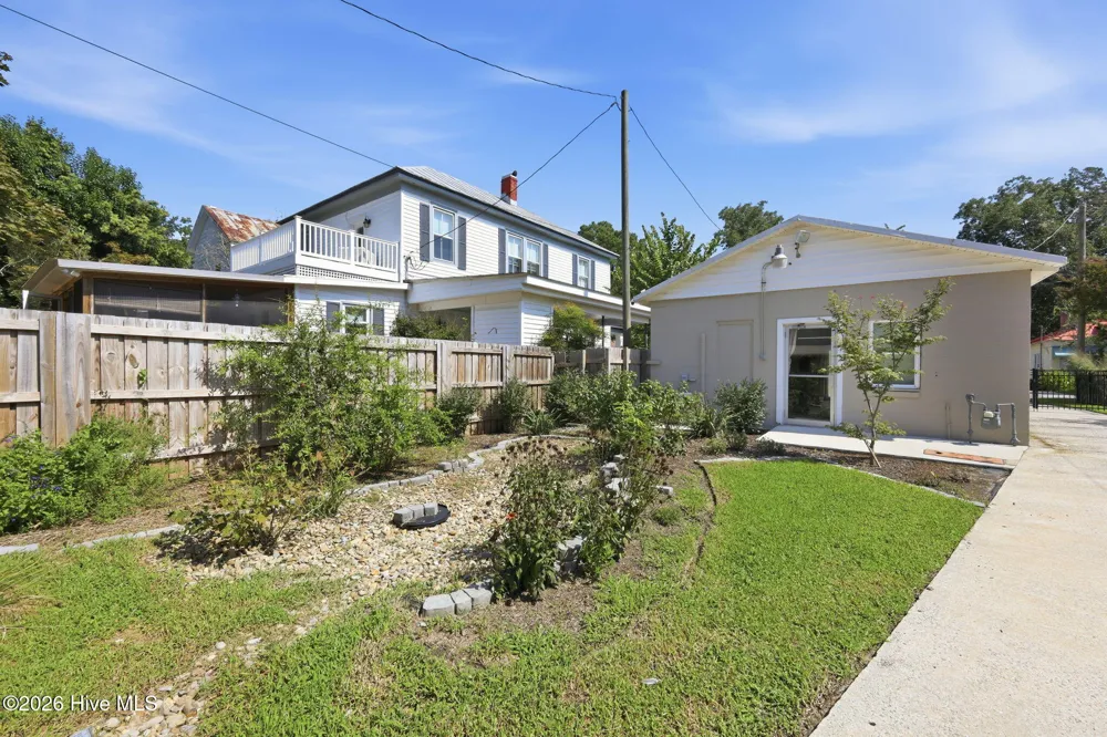 1307 North Pasteur Street New Bern, NC 28560