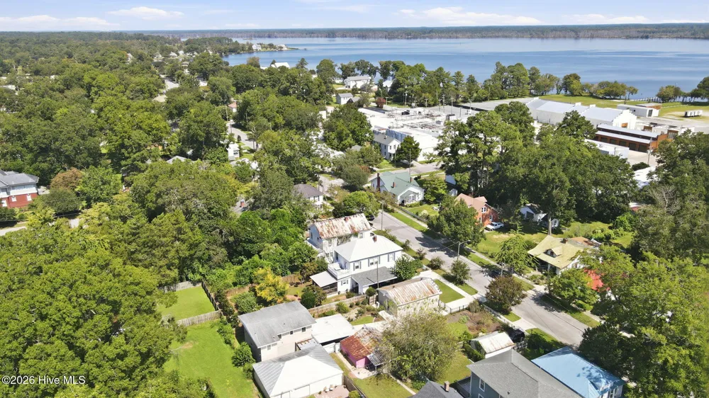 1307 North Pasteur Street New Bern, NC 28560
