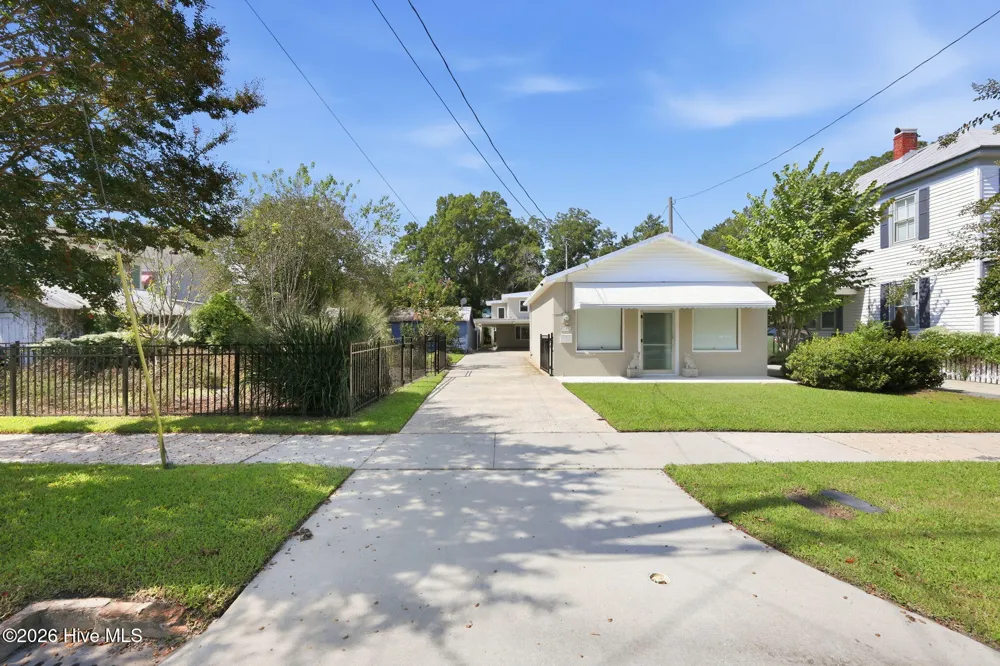 1307 North Pasteur Street New Bern, NC 28560